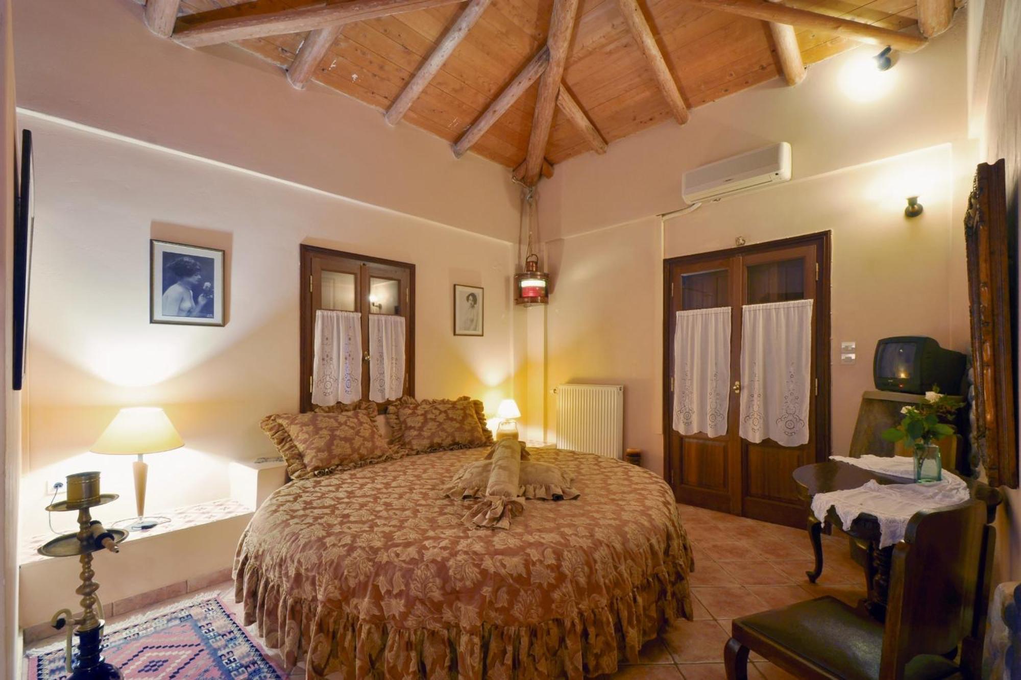 Archontiko Art Hotel Galaxídhion Rom bilde